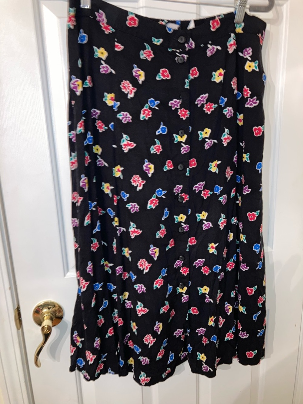 Sag Harbor Black Midi Skirt with Multicolor Floral Print - Picture 1 of 4